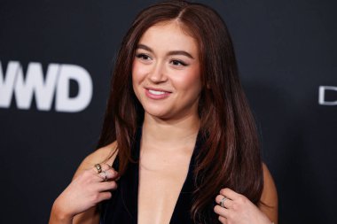 Kanadalı aktris Anna Cathcart, 9 Ocak 2025 tarihinde Santa Monica, Los Angeles, Kaliforniya, ABD 'deki Regent Santa Monica Beach' te düzenlenen 2026. Geleneksel WWD (Women 's Wear Daily) Style Awards' a geldi..