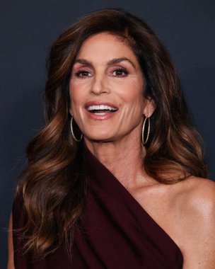 Amerikalı model ve girişimci Cindy Crawford, 9 Ocak 2025 'te Santa Monica, Los Angeles, Kaliforniya, ABD' deki Regent Santa Monica Plajı 'nda düzenlenen 2026. Geleneksel WWD Style Awards' a geldi..