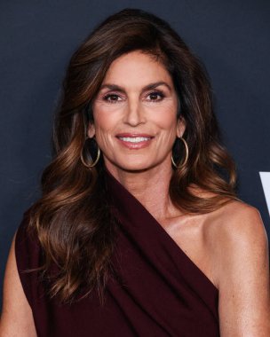 Amerikalı model ve girişimci Cindy Crawford, 9 Ocak 2025 'te Santa Monica, Los Angeles, Kaliforniya, ABD' deki Regent Santa Monica Plajı 'nda düzenlenen 2026. Geleneksel WWD Style Awards' a geldi..