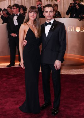 Alison Brie ve kocası Dave Franco, 11 Ocak 2026 'da Beverly Hilton Oteli' nde düzenlenen 83. Altın Küre Ödülleri 'ne geldiler.