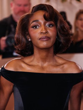 Chanel elbise ve Tiffany ve Co. mücevherleri giyen Ayo Edebiri, 11 Ocak 2026 'da Beverly Hills, Los Angeles, Kaliforniya, ABD' de düzenlenen 83..