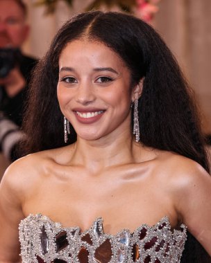 De Beers Mücevherat ile Louis Vuitton 'u giyen Chase Infiniti, 11 Ocak 2026' da Beverly Hills, Los Angeles, Kaliforniya, ABD 'de düzenlenen 83..