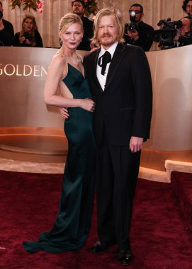 Tom Ford ve kocası Jesse Plemons 'u giyen Kirsten Dunst, 11 Ocak 2026' da Beverly Hilton Oteli 'nde düzenlenen 83..