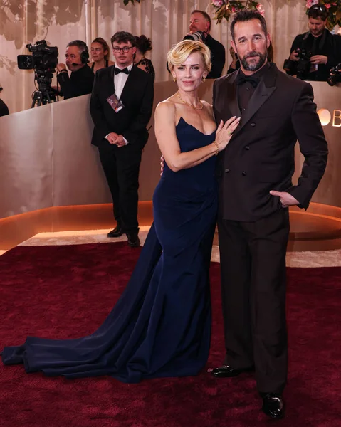 Sara Wells ve Celine giyen kocası Noah Wyle, 11 Ocak 2026 'da Beverly Hilton Hotel' de düzenlenen 83. Altın Küre Ödülleri 'ne geldiler. (Fotoğraf: Xavier Collin / Image Press Agency)
