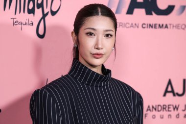 Güney Koreli ve Amerikalı şarkıcı-söz yazarı EJAE (Kim Eun-jae), 16 Ocak 2026 'da Hollywood' da Hollywood, Los Angeles, Kaliforniya, ABD 'de düzenlenen Amerikan Sineması' nın 5..