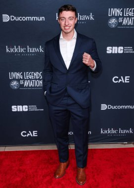 James Dumoulin (The School of Hard Knocks), 23 Ocak 2026 'da Beverly Hilton Oteli' nde düzenlenen 23. Geleneksel Havacılık Efsaneleri Ödülleri 'ne geldi..