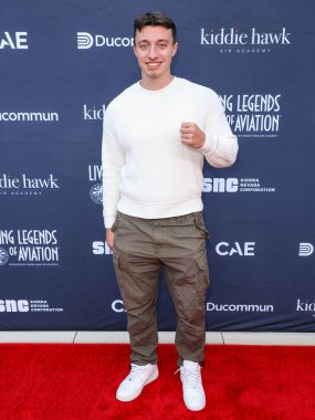 James Dumoulin (The School of Hard Knocks), 23 Ocak 2026 'da Beverly Hilton Oteli' nde düzenlenen 23. Geleneksel Havacılık Efsaneleri Ödülleri 'ne geldi..