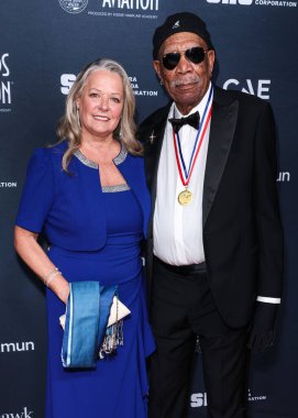 Lori McCreary ve Morgan Freeman, 23 Ocak 2026 'da Beverly Hilton Oteli' nde düzenlenen 23. Geleneksel Havacılık Efsaneleri Ödülleri 'ne geldiler..