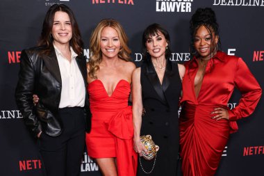 Neve Campbell, Becki Newton, Constance Zimmer ve Jazz Raycole, 28 Ocak 2026 'da Los Angeles' ta Los Angeles Netflix 'in ve A + E Studios' un 'The Lincoln Lawyer' 4. sezonunun galasına geldiler.