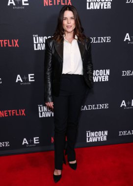 Neve Campbell 28 Ocak 2026 'da Los Angeles, Kaliforniya, ABD' de bulunan Penske Medya Şirketi 'nin (PMC) çatı katındaki 