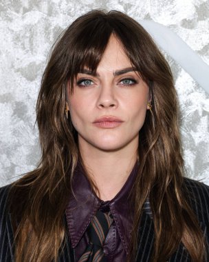 Cara Delevingne, 29 Ocak 2026 'da Hollywood, Los Angeles, Kaliforniya, ABD' de Sunset Bulvarı 6400 numarada düzenlenen Warner Music Group Grammy Ödülleri Partisi 2026 'ya ulaşır..