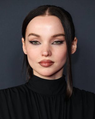 Zuhair Murad elbisesi giyen güvercin Cameron, 30 Ocak 2026 'da Los Angeles Kongre Merkezi Güney Salonu' nda düzenlenen Mariah Carey onuruna düzenlenen MusiCares 2026 'ya ulaştı..