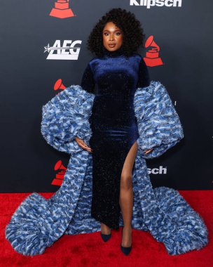 Jennifer Hudson, Los Angeles Kongre Merkezi 'nde 30 Ocak 2026' da Los Angeles, Kaliforniya, ABD 'de düzenlenen Mariah Carey onuruna düzenlenen MusiCares 2026' ya ulaştı..