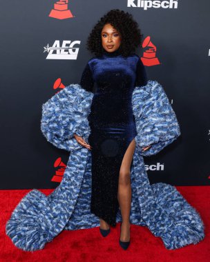 Jennifer Hudson, Los Angeles Kongre Merkezi 'nde 30 Ocak 2026' da Los Angeles, Kaliforniya, ABD 'de düzenlenen Mariah Carey onuruna düzenlenen MusiCares 2026' ya ulaştı..