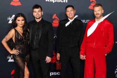 Kirstin Maldonado, Ben Hausdorff, Mark Hoying ve Pentatonix 'li Scott Hoying 30 Ocak 2026' da Los Angeles Kongre Merkezi Güney Salonu 'nda düzenlenen Mariah Carey onuruna düzenlenen MusiCares 2026' ya geldiler.