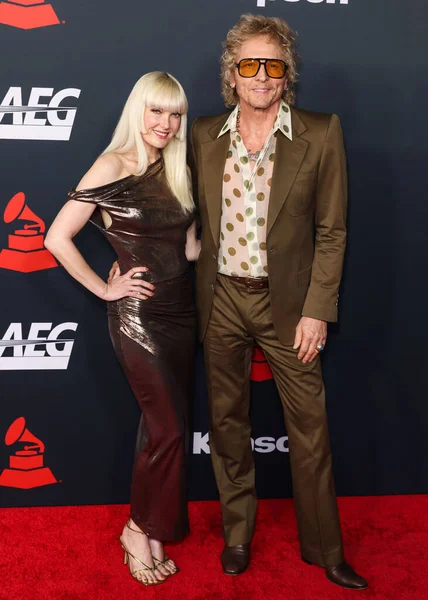 Ace Harper ve Matt Sorum, 30 Ocak 2026 'da Los Angeles Kongre Salonu' nda düzenlenen Mariah Carey onuruna düzenlenen MusiCares 2026 'ya geldiler..