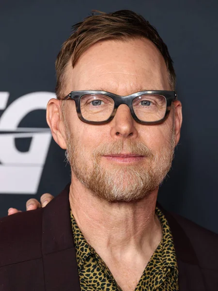 Foo Fighters 'dan Nate Mendel, 30 Ocak 2026' da Los Angeles Kongre Merkezi 'nde düzenlenen Mariah Carey onuruna düzenlenen MusiCares 2026 yılına ulaştı..