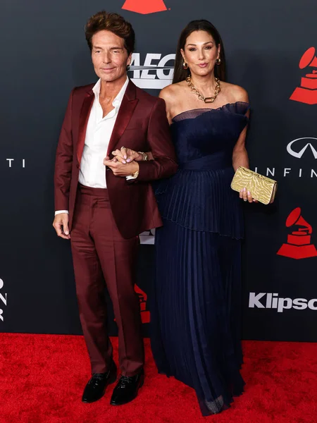 Richard Marx ve Daisy Fuentes, 30 Ocak 2026 'da Los Angeles Kongre Merkezi' nde düzenlenen Mariah Carey onuruna düzenlenen 