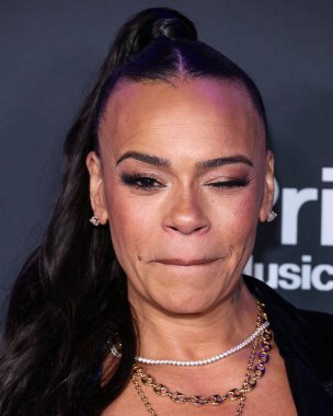 Faith Evans, Waldorf Astoria Beverly Hills Oteli 'nde 31 Ocak 2026 tarihinde düzenlenen Primary Wave Music 20. yıl dönümü öncesi Grammy Partisi' ne (68. Grammy Ödülleri) ulaşır..