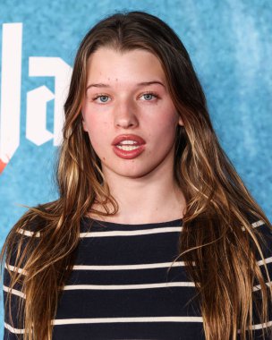 Anderson 3 Şubat 2026 'da Hollywood, Los Angeles, Kaliforniya, ABD' deki TCL Çin Tiyatrosu IMAX 'te düzenlenen Vertical Entertainment' in 'Drakula' sının Los Angeles galasına geldi..