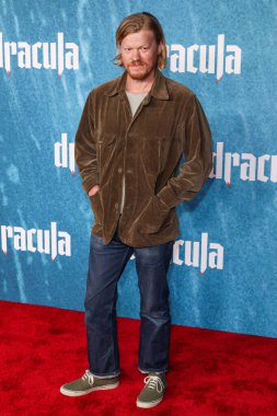 Jesse Plemons 3 Şubat 2026 'da Hollywood, Los Angeles, Kaliforniya, ABD' de bulunan TCL Çin Tiyatrosu IMAX 'te düzenlenen Vertical Entertainment' ın 'Drakula' sının Los Angeles galasına geldi..