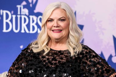 Paula Pell, 5 Şubat 2026 'da Universal Stüdyoları Backlot' ta yapılan Peacock 'un' The 'Burbs' sezonunun Los Angeles Premiere 'ine geldi..