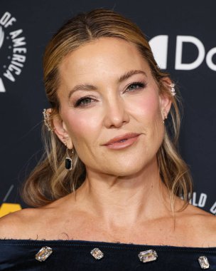 Erdem PF26 giyen Kate Hudson, 7 Şubat 2026 'da Beverly Hilton Hotel' de düzenlenen 78. Yıllık Amerikan Yönetmenler Birliği (DGA) Ödülleri 'ne geldi..