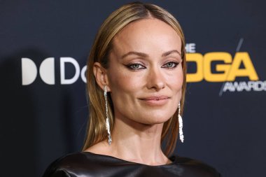 Prada giyen Olivia Wilde, 7 Şubat 2026 'da Beverly Hills, Los Angeles, Kaliforniya, ABD' de düzenlenen The Beverly Hilton Hotel 'de düzenlenen 78..