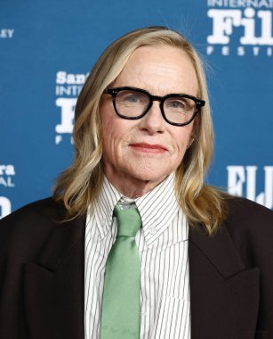 Amy Madigan, 8 Şubat 2026 'da ABD' nin Kaliforniya eyaletinin Santa Barbara kentindeki Arlington Tiyatrosu 'nda düzenlenen 41..