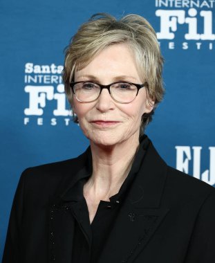 Jane Lynch, 8 Şubat 2026 'da ABD' nin Kaliforniya eyaletinin Santa Barbara kentindeki Arlington Tiyatrosu 'nda düzenlenen 41. Santa Barbara Uluslararası Film Festivali - Virtuosos Ödülüne ulaştı..