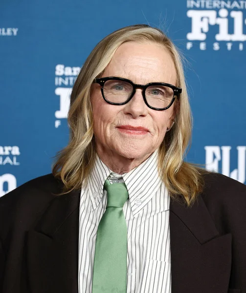 Amy Madigan, 8 Şubat 2026 'da ABD' nin Kaliforniya eyaletinin Santa Barbara kentindeki Arlington Tiyatrosu 'nda düzenlenen 41..