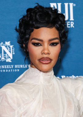 Bir Ashi Stüdyosu 2026 Couture Geceliği giyen Teyana Taylor, 8 Şubat 2026 tarihinde Santa Barbara, Kaliforniya, ABD 'de düzenlenen 41. Santa Barbara Uluslararası Film Festivali - Virtuosos Ödülüne ulaştı..