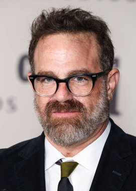 Paul Adelstein, 10 Şubat 2026 'da Los Angeles, Kaliforniya, ABD' de bulunan Kasa tarafından Broadway 'deki StILE Downtown Los Angeles' taki Birleşik Tiyatro 'da düzenlenen Amazon MGM Stüdyolarının Dünya Gala 101' ine ulaştı..