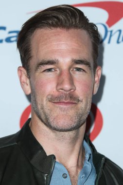 James Van Der Beek 48 yaşında öldü. Dawson 's Creek' in yıldızı James Van Der Beek, kolorektal kanserle yıllarca savaştıktan sonra 11 Şubat 2026 Çarşamba günü 48 yaşında öldü. LAS VEGAS, NEVADA, ABD - 22 Eylül.