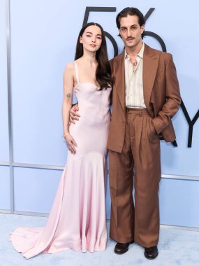 Dove Cameron ve nişanlısı Maneskin 'li Damiano David (Mneskin), 11 Şubat 2026' da Westwood, Los Angeles, Kaliforniya, ABD 'de gerçekleştirilen Amazon Prime Video' nun 56..