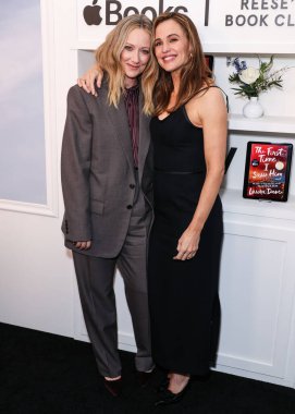 Judy Greer ve Jennifer Garner, Apple TV + 'The Last Thing He told Me' Sezon 2, Hollywood EDITION 'da 12 Şubat 2026' da Batı Hollywood, Los Angeles, Kaliforniya, ABD 'de düzenlenen.