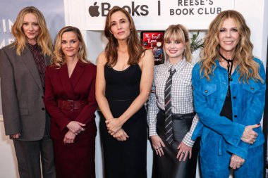 Judy Greer, Reese Witherspoon, Jennifer Garner, Angourie Rice ve Rita Wilson 12 Şubat 2026 'da Batı Hollywood EDITION' da düzenlenen Apple TV + 'The Last Thing He told' Sezon 2 Tastemaker Organizasyonu 'na geldiler..