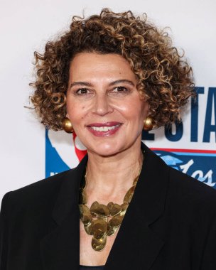 Donna Langley 13 Şubat 2026 'da Los Angeles Clippers and Comcast NBC Universal' in NBA All-Star 2026 Efsanevi İpucu Kutlaması 'na katılıyor..