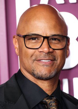 Dondre Whitfield, 16 Şubat 2026 'da Los Angeles, Kaliforniya, ABD' de bulunan Beverly Hills 'teki SLS Hotel, Lüks Koleksiyon Oteli' nde düzenlenen 8. Geleneksel Amerikan Siyah Film Festivali 'ne (ABFF) geldi..