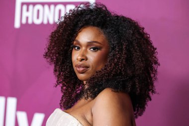 Jennifer Hudson, 16 Şubat 2026 'da ABD' nin Kaliforniya eyaletinin Los Angeles kentinde bulunan Beverly Hills kentindeki SLS Hotel 'de düzenlenen 8. Geleneksel Amerikan Siyahi Film Festivali' ne (ABFF) geldi..