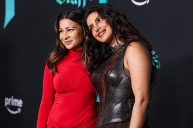 Anjula Acharia ve Priyanka Chopra Jonas, 17 Şubat 2026 'da Hollywood, Los Angeles, Kaliforniya, ABD' de bulunan TCL Çin Tiyatrosu IMAX 'te düzenlenen Amazon Prime Video' nun Dünya prömiyerine geldiler..
