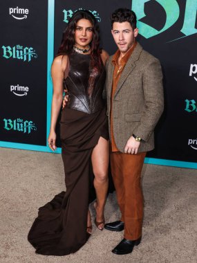 Priyanka Chopra Jonas ve kocası Nick Jonas, 17 Şubat 2026 'da Hollywood, Los Angeles, Kaliforniya, ABD' de bulunan TCL Çin Tiyatrosu IMAX 'te düzenlenen Amazon Prime Video' nun Dünya prömiyerine geldiler..