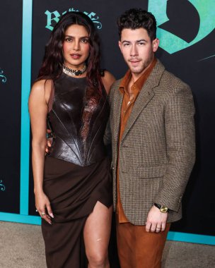 Priyanka Chopra Jonas ve kocası Nick Jonas, 17 Şubat 2026 'da Hollywood, Los Angeles, Kaliforniya, ABD' de bulunan TCL Çin Tiyatrosu IMAX 'te düzenlenen Amazon Prime Video' nun Dünya prömiyerine geldiler..