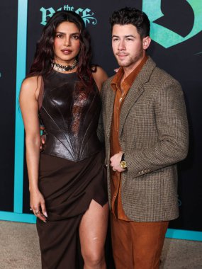 Priyanka Chopra Jonas ve kocası Nick Jonas, 17 Şubat 2026 'da Hollywood, Los Angeles, Kaliforniya, ABD' de bulunan TCL Çin Tiyatrosu IMAX 'te düzenlenen Amazon Prime Video' nun Dünya prömiyerine geldiler..