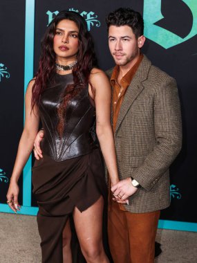 Priyanka Chopra Jonas ve kocası Nick Jonas, 17 Şubat 2026 'da Hollywood, Los Angeles, Kaliforniya, ABD' de bulunan TCL Çin Tiyatrosu IMAX 'te düzenlenen Amazon Prime Video' nun Dünya prömiyerine geldiler..