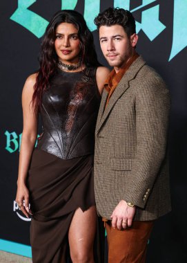 Priyanka Chopra Jonas ve kocası Nick Jonas, 17 Şubat 2026 'da Hollywood, Los Angeles, Kaliforniya, ABD' de bulunan TCL Çin Tiyatrosu IMAX 'te düzenlenen Amazon Prime Video' nun Dünya prömiyerine geldiler..