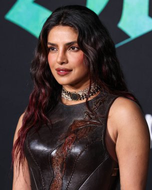 Priyanka Chopra Jonas, 17 Şubat 2026 'da Hollywood, Los Angeles, Kaliforniya, ABD' de bulunan TCL Çin Tiyatrosu IMAX 'te düzenlenen Amazon Prime Video' nun Dünya prömiyerine geldi..