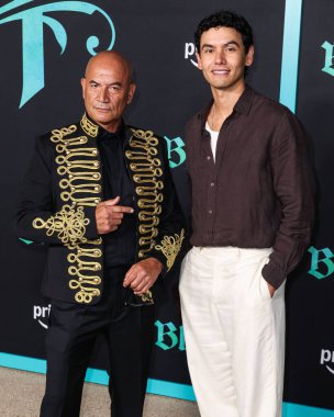 Timuera Morrison ve oğlu James Morrison, 17 Şubat 2026 'da Hollywood, Los Angeles, Kaliforniya, ABD' de bulunan TCL Çin Tiyatrosu IMAX 'te düzenlenen Amazon Prime Video' nun Dünya prömiyerine geldiler..