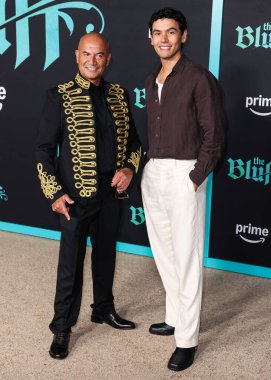 Timuera Morrison ve oğlu James Morrison, 17 Şubat 2026 'da Hollywood, Los Angeles, Kaliforniya, ABD' de bulunan TCL Çin Tiyatrosu IMAX 'te düzenlenen Amazon Prime Video' nun Dünya prömiyerine geldiler..