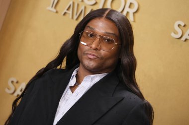 Law Roach, SAG-AFTRA (eskiden Screen Actors Guild Awards) tarafından sunulan 32. Geleneksel Erkek Oyuncu Ödülleri 'ne 1 Mart 2026' da ABD 'nin Kaliforniya eyaletinin Los Angeles kentindeki Shrine Auditorium ve Expo Hall' da ulaştı..